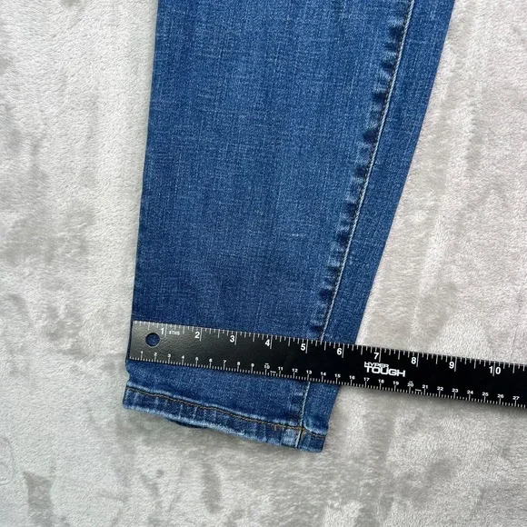 Judy Blue Jeans Womens‎ 26 Blue Boyfriend Fit Distress Patched Stretch Denim - Picture 9 of 15